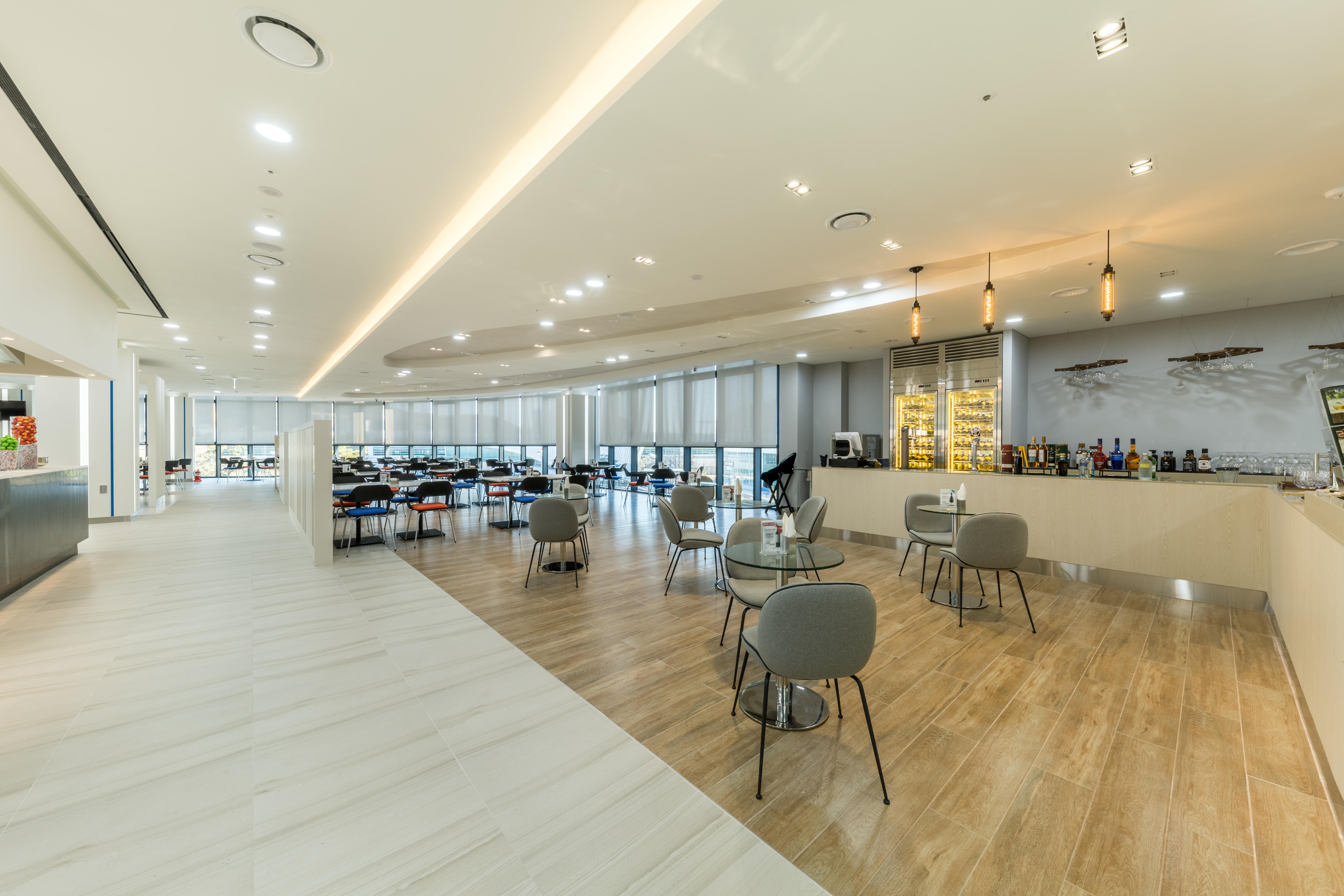 Howard Johnson By Wyndham Incheon Airport Exterior photo