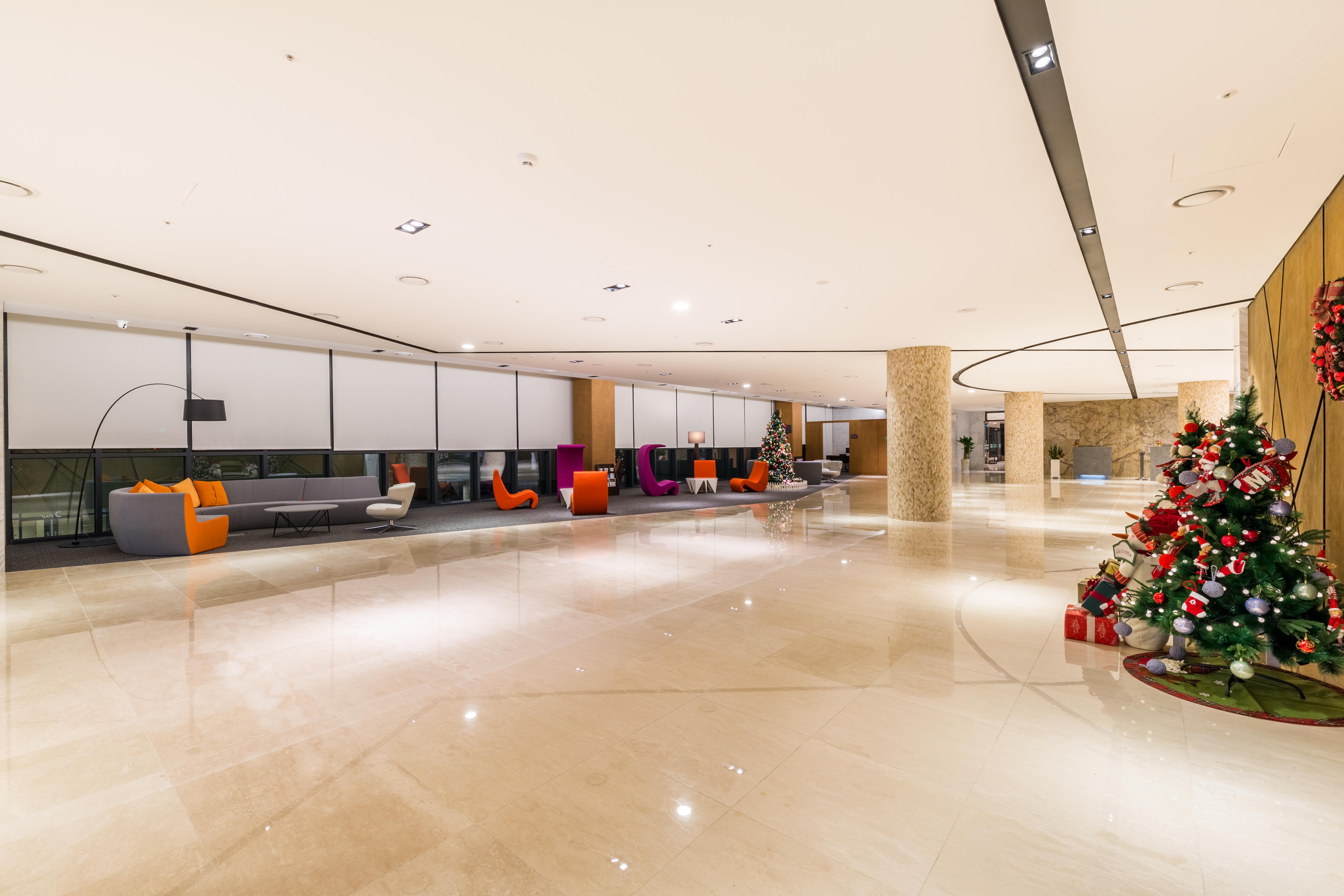 Howard Johnson By Wyndham Incheon Airport Exterior photo